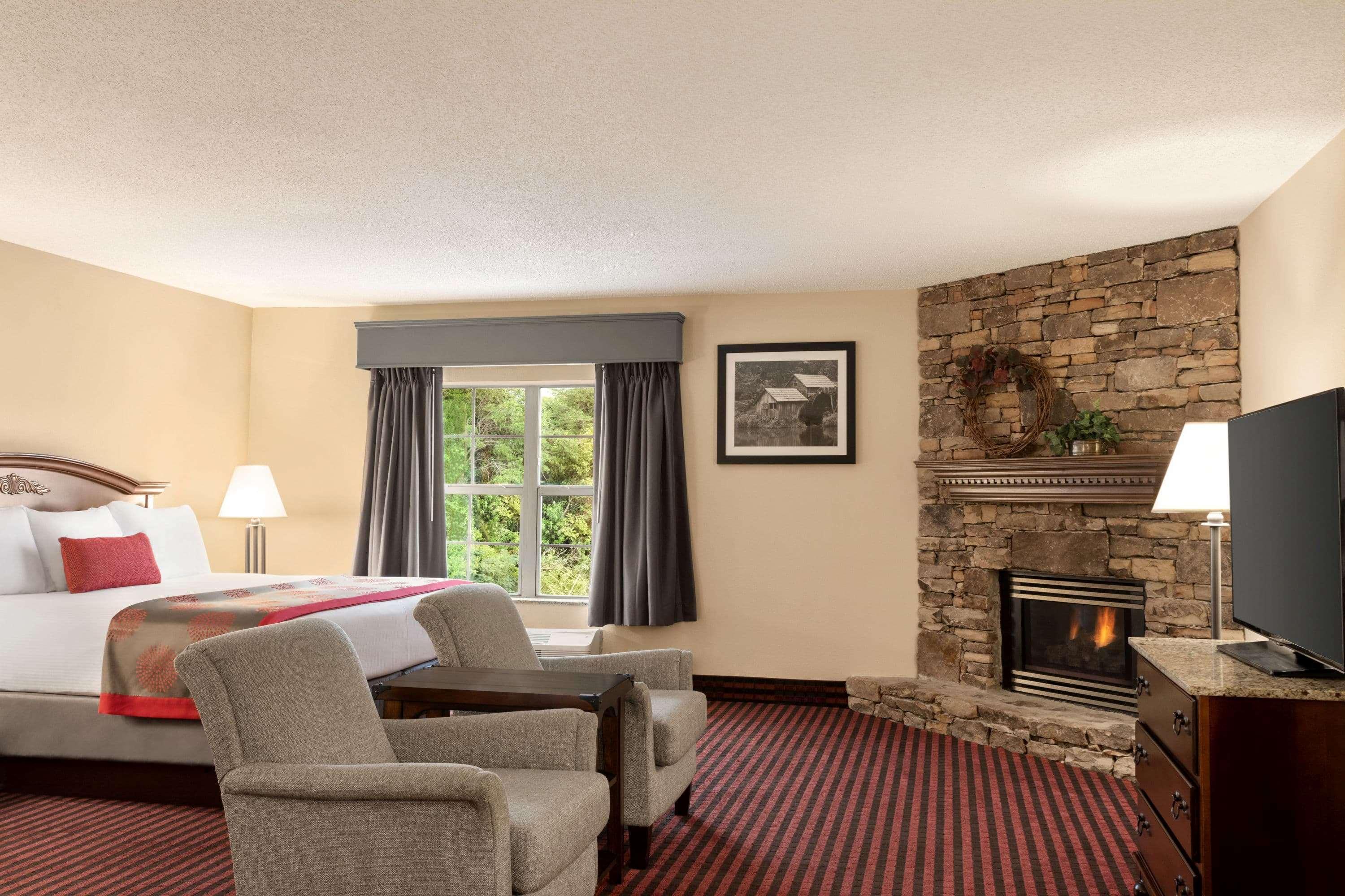 Hotel Ramada By Wyndham Pigeon Forge North Exterior foto