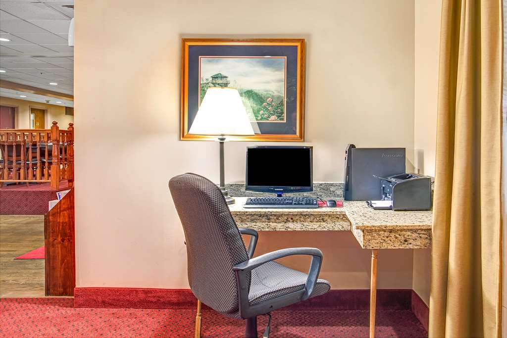 Hotel Ramada By Wyndham Pigeon Forge North Facilidades foto