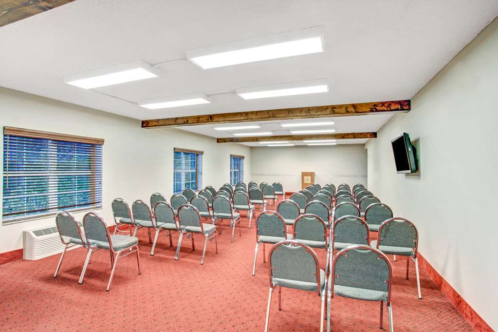 Hotel Ramada By Wyndham Pigeon Forge North Facilidades foto